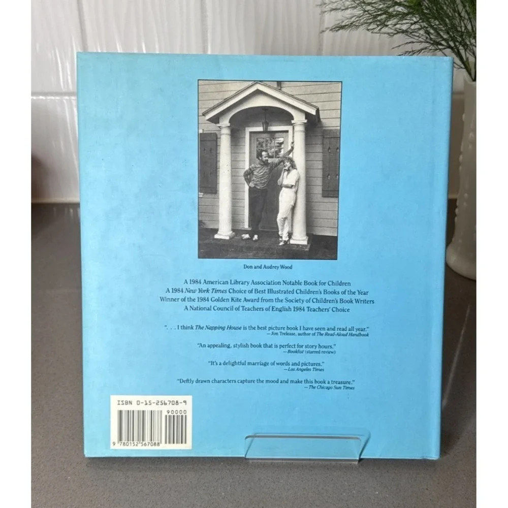 The Napping House By Audrey Wood 1984 Children's Book HC/DC EXCELLENT Condition